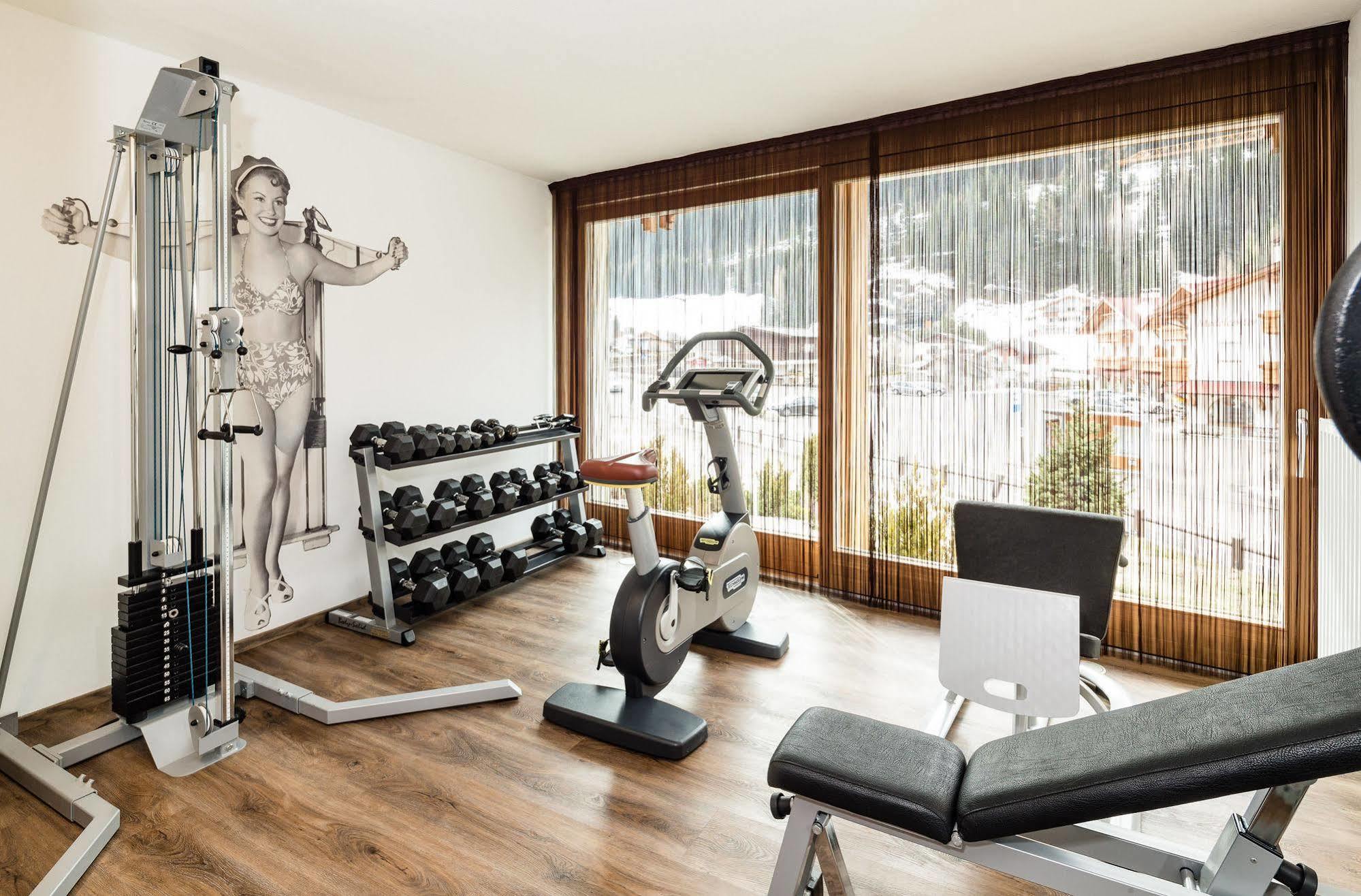 Arthotel Anterleghes - Gardenahotels Selva di Val Gardena Exterior foto